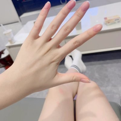 juni3697's profile picture. Chasing dreams and catching flights ✈️