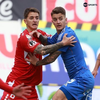 chury_e's profile picture. Hincha del club más hermoso del fútbol Chileno ⚽💙❤💙❤💙