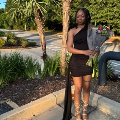 leeciii0777's profile picture. i still support everyone that was in my bio. don’t unfollow please😀🫶🏾. ig @/leeciii