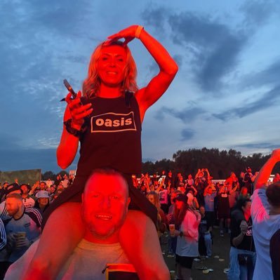 manchestersurv1's profile picture. Part time DJ … Full time Legend