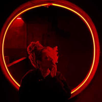 por incrível que pareça eu tenho um emprego ela/she/her ENFP-T