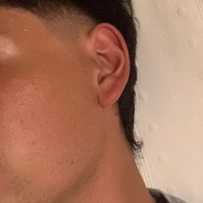 alereload's profile picture. DMs open 🇨🇴