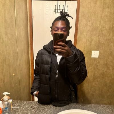 bandzb77's profile picture. the lou