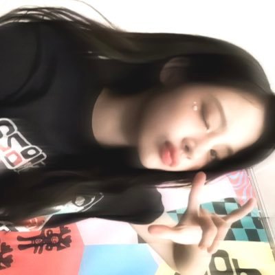 kipminji's profile picture. A milady was born to be the innermost of her 𝐍𝐞𝐰𝐉𝐞𝐚𝐧𝐬 enclosing. A lovely jewel whose shine reflects on her, she was known as Athena, 𝐌inji.