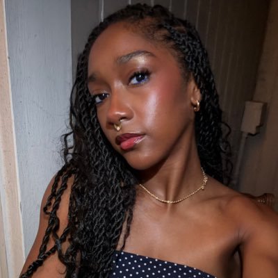 youkneeuh's profile picture. beautiful, always right, humble