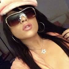 Shantel50136152's profile picture. I just post gay porn for who are horny