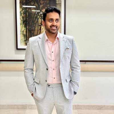 Senior Consultant Interventional Cardiologist & Electrophysiologist
Chief of Department for Transcatheter Valve & Endovascular Therapies
