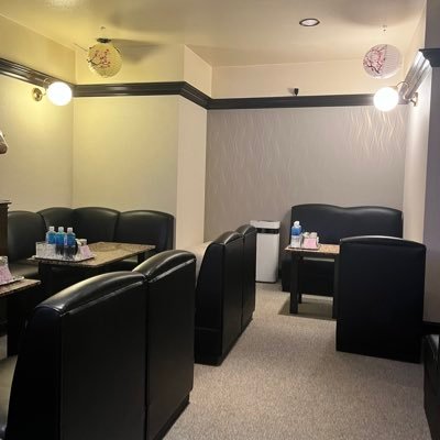 Neobibi0929's profile picture. 大阪府大阪市中央区東心斎橋2-6-21 19番街プラザビル1階