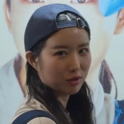 MalchaLattee2's profile picture. 연뮤잡식/🐰호스트🎩마하고니🍷원합니다 / 🍓🫛🧀 / 웨이스티드/마하고니/청새치