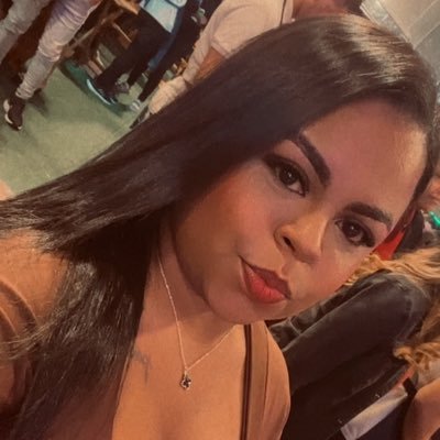 annacaaroline__'s profile picture. Carioca 🏖️ . 29 anos 🙅🏾‍♀️. @Flamengo ❤️🖤