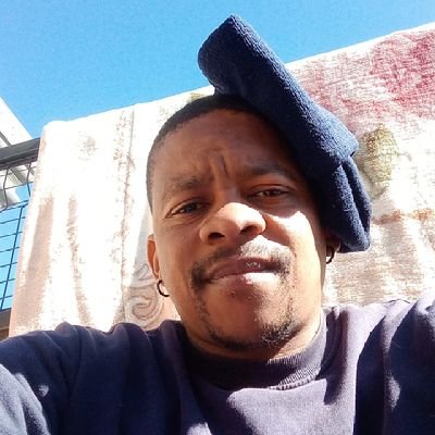 LMbezo31472's profile picture. 