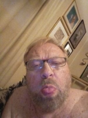 treeelf2050's profile picture. 66 yr Midwest. On a fixed income and everything just goes up. Never had vacation and can't pre-pay  my funeral.