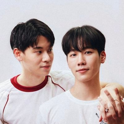 ชีวิตติ่ง ชอบไปคอน มีต หาความสุขให้ตัวเอง🥰🫶 
#WarWanarat❤️ #Yinyin_anw💙#TadAtlas

Review #ซื้อของกับforever