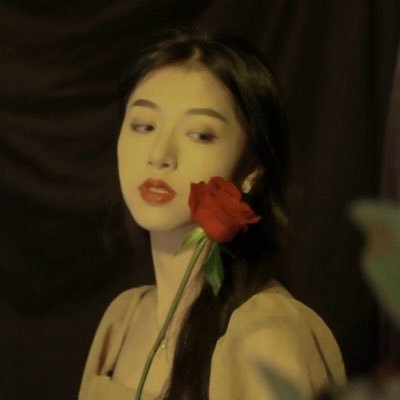 n1wzYzV13m76B4's profile picture. 