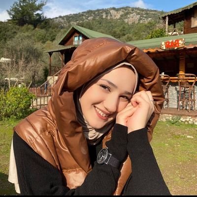 lover of good things the best is all i want from everyone around me 💕🎉❣️🎊
