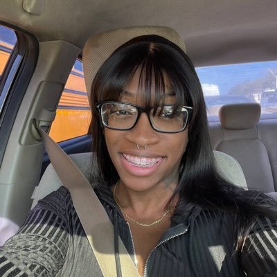 Stella830015041's profile picture. Am single mother💔 looking for serious relationship❤️ serious man 💕should dm me on my number +1 (616) 386-7822 this my WhatsApp,signal and my texting number🥰