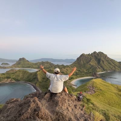 ⓘ this user is a seafood lover | dolce far niente | pensive | Johor - Penang |