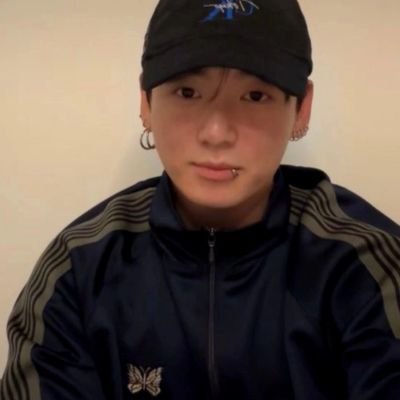 _bangtiny___'s profile picture. BTS PAVED THE WAY!