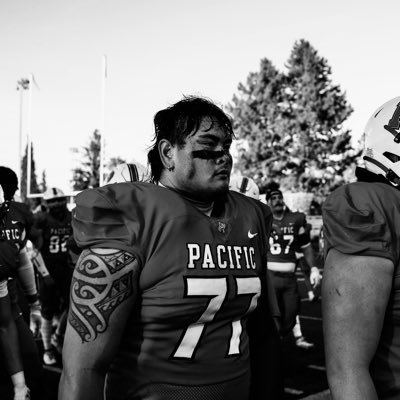 coach_akau's profile picture. Tight Ends Coach at Pacific University | Recruiting Areas: NV/UT/HI/Bay Area | #BoxerOhana #1Way 🐲🔴⚫️ @boxer_football