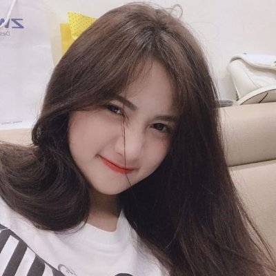 NoraBrown346845's profile picture. 