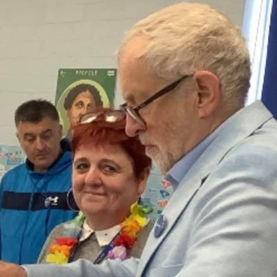 Mum, Assistant Head , Socialist and Red. Not necessarily in that order ✊️🌹❤️