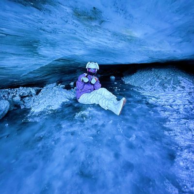 LunaGlow86's profile picture. Fearless hearts don’t fear distance.