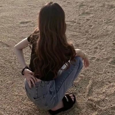 uok34jE964O36W's profile picture. 