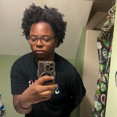 aaricaaricaaric's profile picture. 