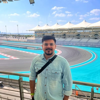 Software Developer |  Grew up with mountains, now climbing deadlines | Trying to hold onto peace while moving through the noise