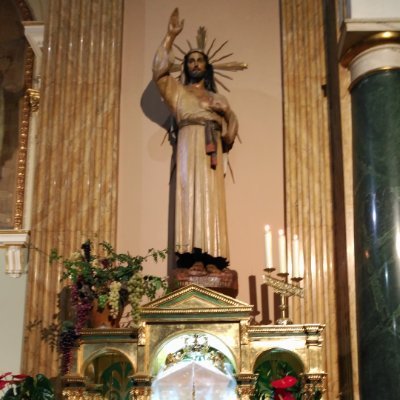Mujer cristiana católica, 71 años. Me gusta teclear, leer libros religiosos y otras lecturas buenas, aunque no religiosas propiamente y otras aficiones.
