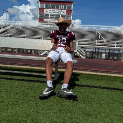 c/o 26’ | 6’1 | 160 | DB/WR - Track | 110H - 16.59 | 400m - 57.60 | 40 - 4.56 | NCAA ID 2507681926 | 3.0 GPA |kdenton82923@gmail.com (870-830-5093)