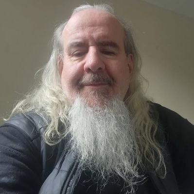 ⚡ Rockin’ Through Life | Ozzy Forever 🤘 🎸 Old school metalhead | Bearded & proud 📍Living loud, living free | #mapleleafs fan ✝️ Black Sabbath | Minions.