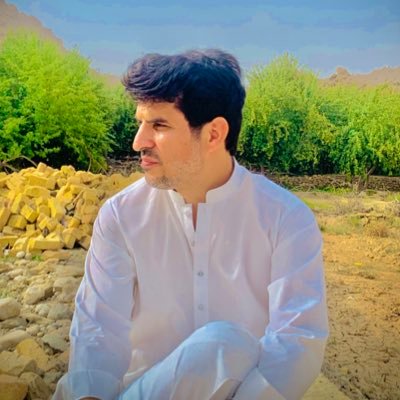 Humorist|Writer at https://t.co/twNRNfE4Gq|Pacifist| Bibliophile| Linguist| Reader|Philanthropist|Researcher|Civil Consultant|Retweets are not endorsements