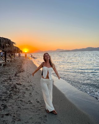 Lisa_R_Kortig's profile picture. Work hard to turn ordinary days into a great life.