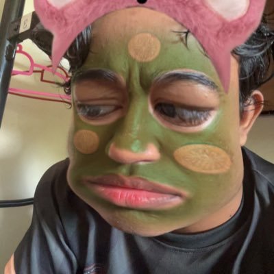 oovnxx's profile picture. 📒