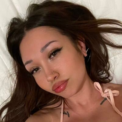 New @ 😩 Tempe, Arizona creator |
professional booking :
https://t.co/S6glplm0bb 💰 | TTS TESTED