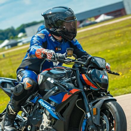 Full-Stack JS/TS & AWS Engineer • FC Barcelona • 🏍️ Racing