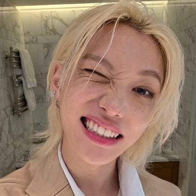 jooniesaid's profile picture. earthmix ᡣ𐭩