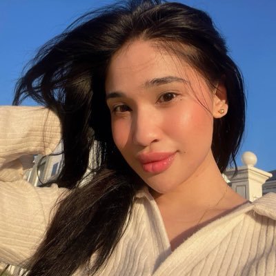 Jessicakorytko1's profile picture. Do more of what makes you happy 😊