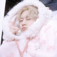 miAa .ᐣ.ᐟ l rest (@sakuraimisao) 's Twitter Profile