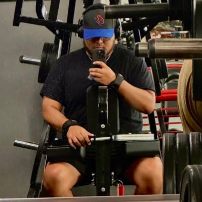 charliex13_'s profile picture. enjoyer of sports, music, art and tech