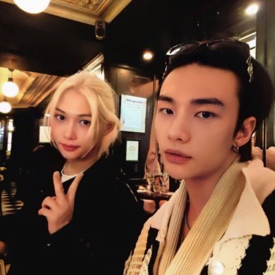 she/they 🇵🇭 Bias(s): Felix and Hyunjin!! `✦ ִ. `✦ Saw skz 5/28 `✦ OT8 lover 🩵            hyunlix in paris is my roman empire