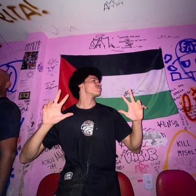 leão do norte
me organizando posso desorganizar!
🇵🇸