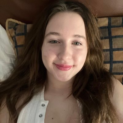 I might look sweet and innocent, but there's a wild side hiding underneath 👅One taste won't be enough.🤯