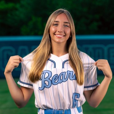 Vivian Roszkowski (2026 LHP) Profile