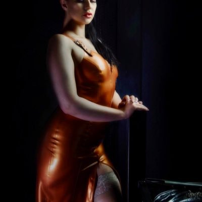 _MissAngella_'s profile picture. ⛓️🖤Professional Dominatrix with over 10 years & endless dark desires ⛓️Birmingham UK Based⛓️Touring Scotland 🏴󠁧󠁢󠁳󠁣󠁴󠁿Basel Switzerland 🇨🇭 +447707730968