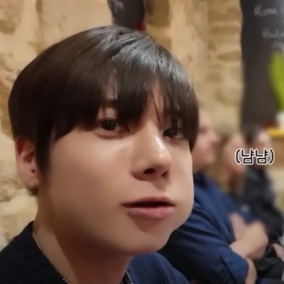 tubachewz's profile picture. ot5 💫🩵✨ but #태현 can put me in a headlock