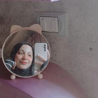 Shahendahanafia's profile picture. لِفرط ما لوحنا سَنطير ♡.
FCAi👩‍💻