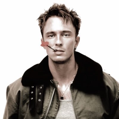 drewswiffe's profile picture. 