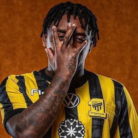 • الاتحاد اولاً ثم ريال مدريد
• حساب أعبّر فيه عن رأيي
• ارقام واحصائيات أقدمها
• حياكم الله جميعًا 💛